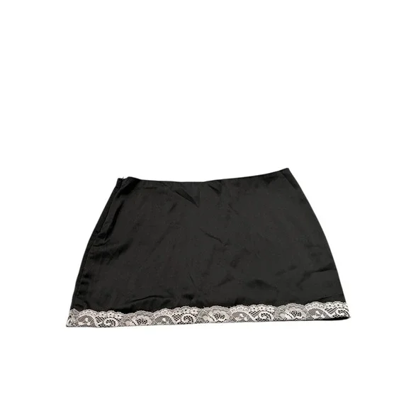 EDIKTED Women's Size MEDIUM Freya Black Satin Lace Trim Mini Skirt - Picture 3 of 4